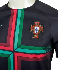 893360 010 nike portugal pre match jsy 03