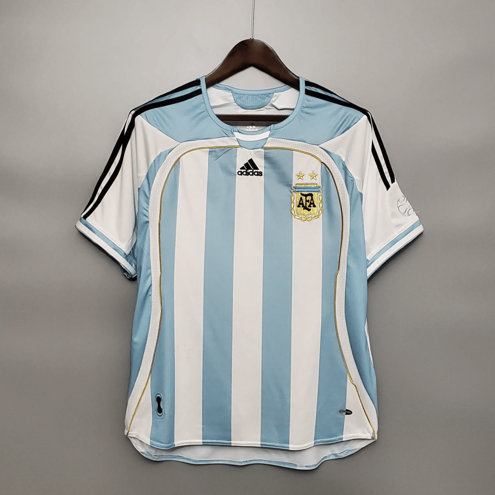 Buy Argentina Home Retro Jersey 2005-06 - Customization