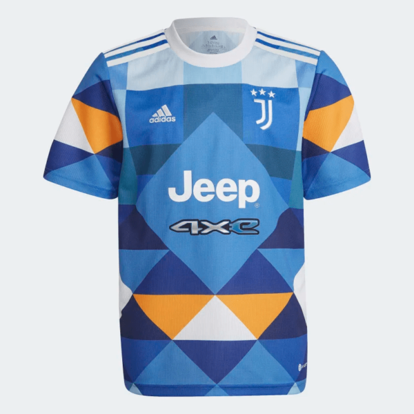 Buy Juventus fourth kit 2022-23 online india