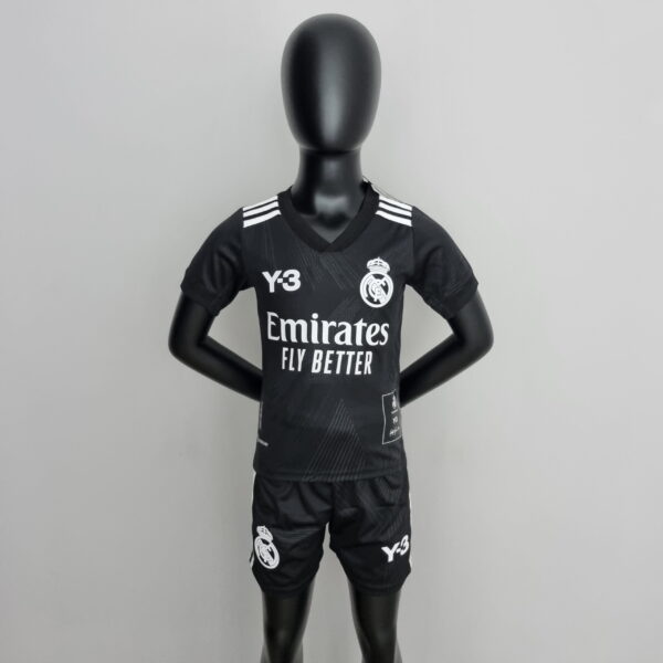 Real Madrid Y3 2022-23 jersey jersey with shorts