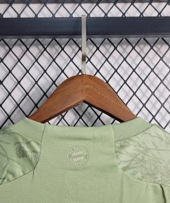 Bayern oktoberfest Jersey 2023 24 8