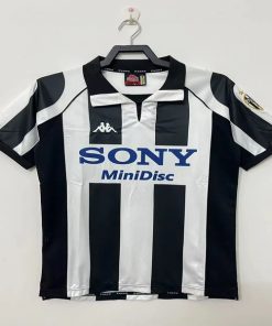 Juventus-home-1997-99-Retro-jersey