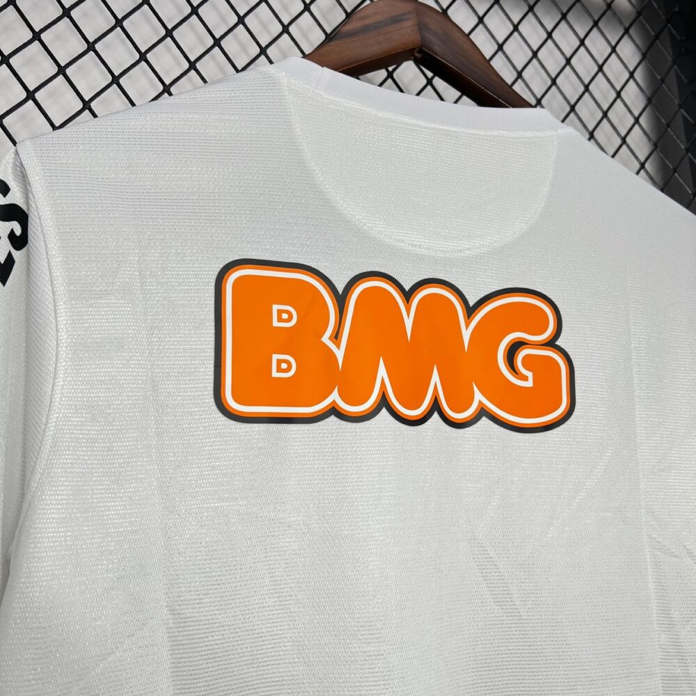 Buy Santos Home 2011-12 Retro Jersey - Image 7