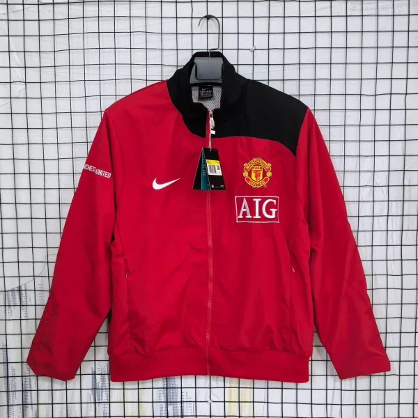 Manchester-United-Windbreaker-retro-jacket–2007-2008