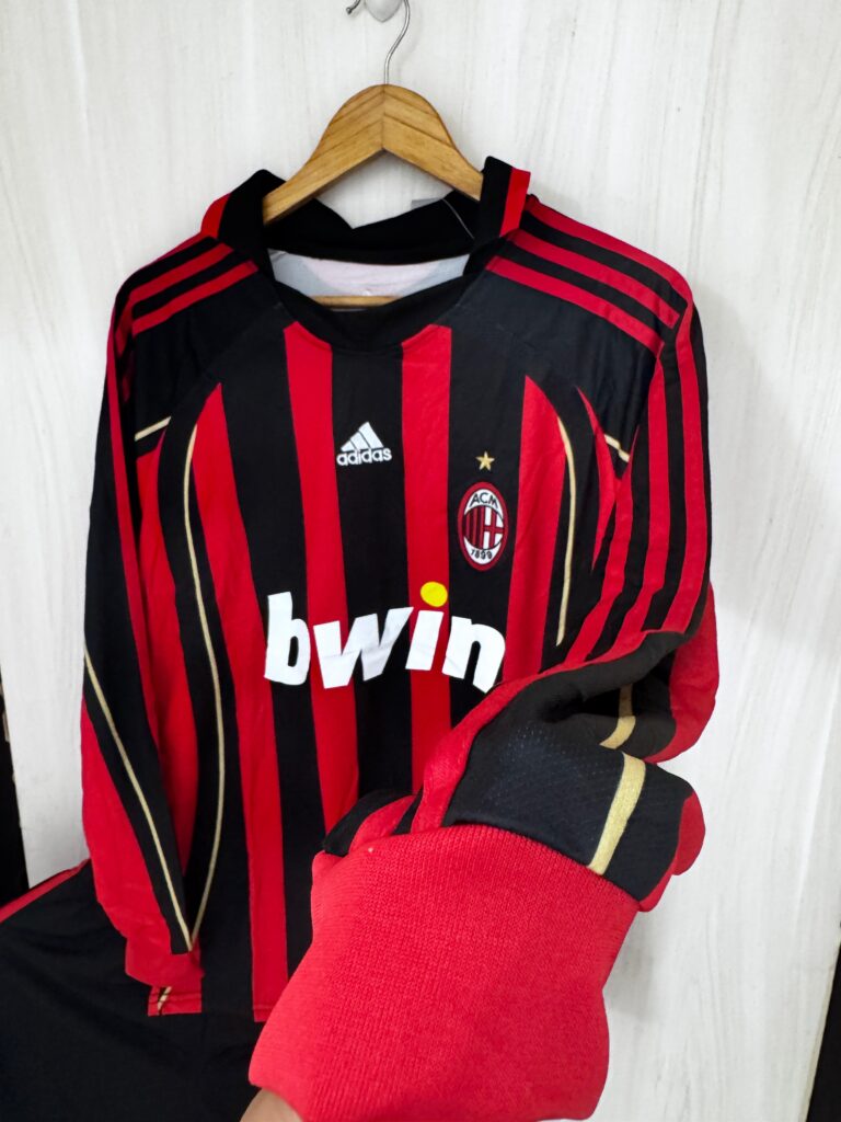 Ac milan home 2006 Full sleeves retro kit 1