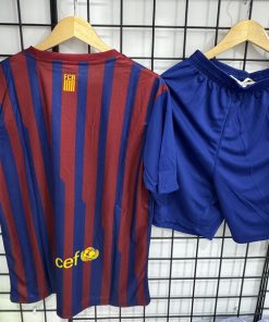 Alternative view of Buy Barcelona Home 2017-18 Retro Set