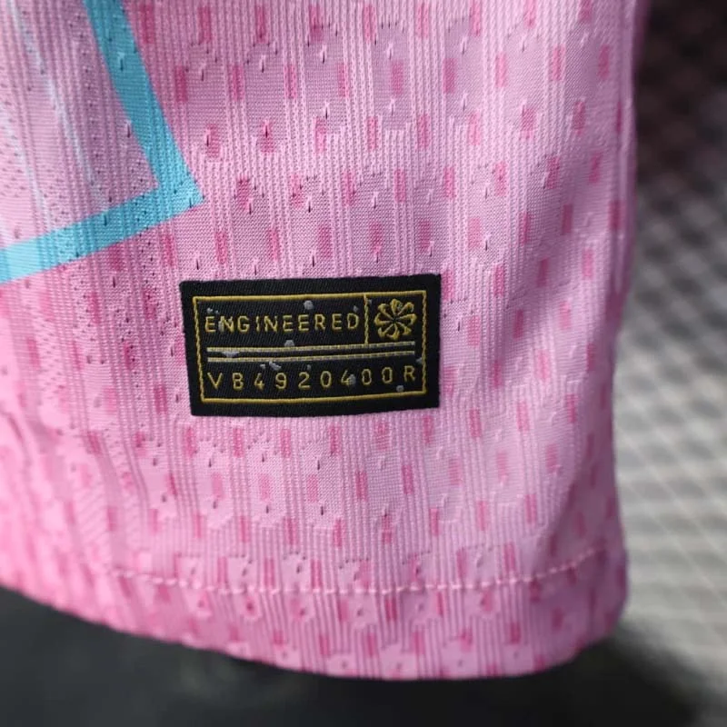 Buy Barcelona Pink kit 24-25 Player Version jersey - Image 5