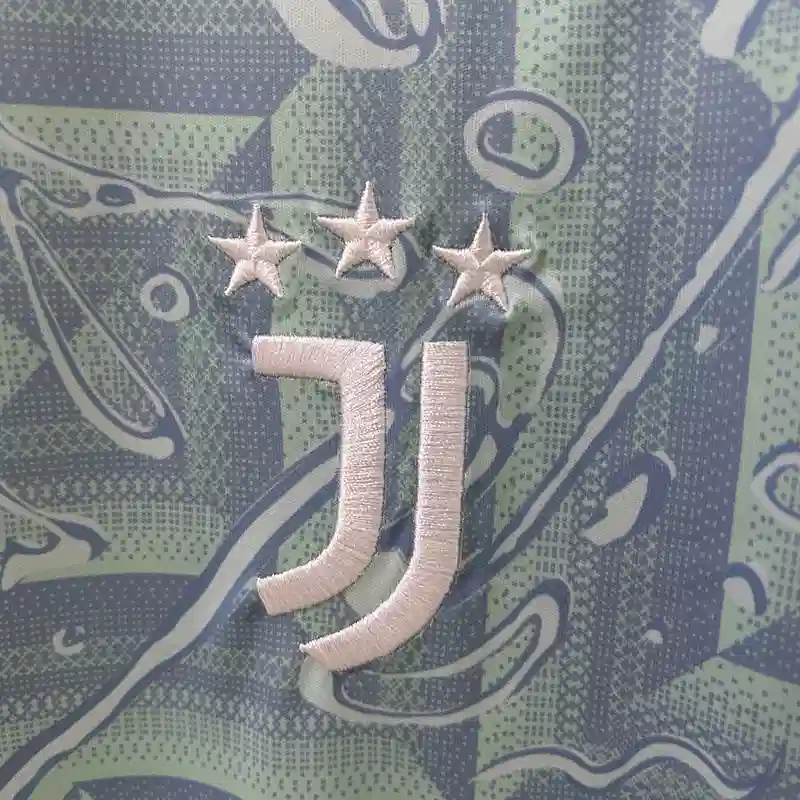Buy Juventus Away 2025-26 jersey Customizable - Image 3