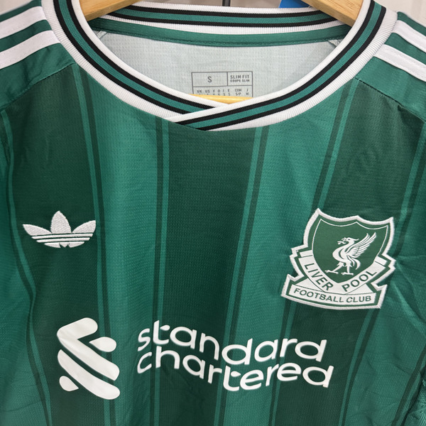 Liverpool Green 25-26 Special edition jersey - Image 5