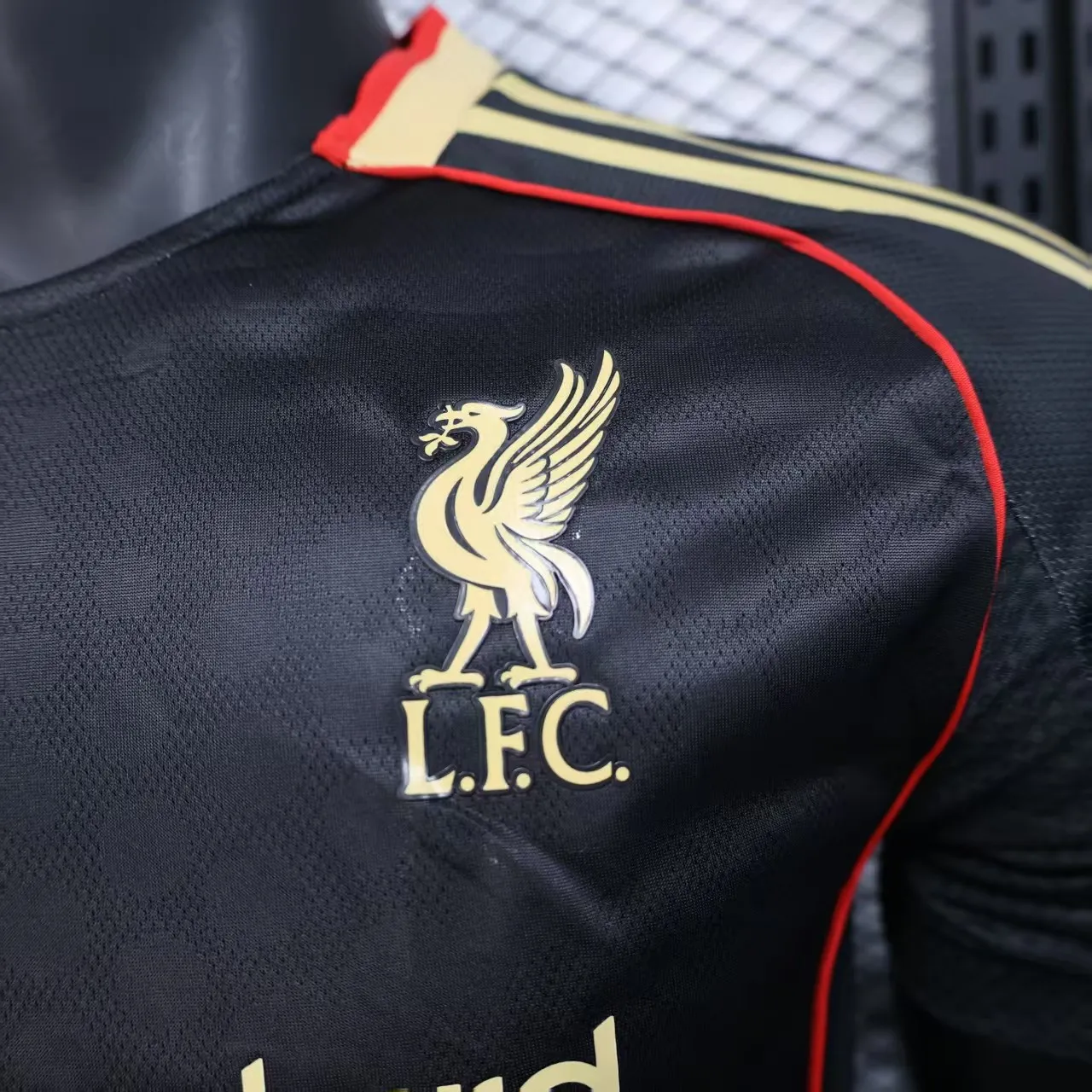 Buy Liverpool Third 2025-26 Player version jersey - Image 4