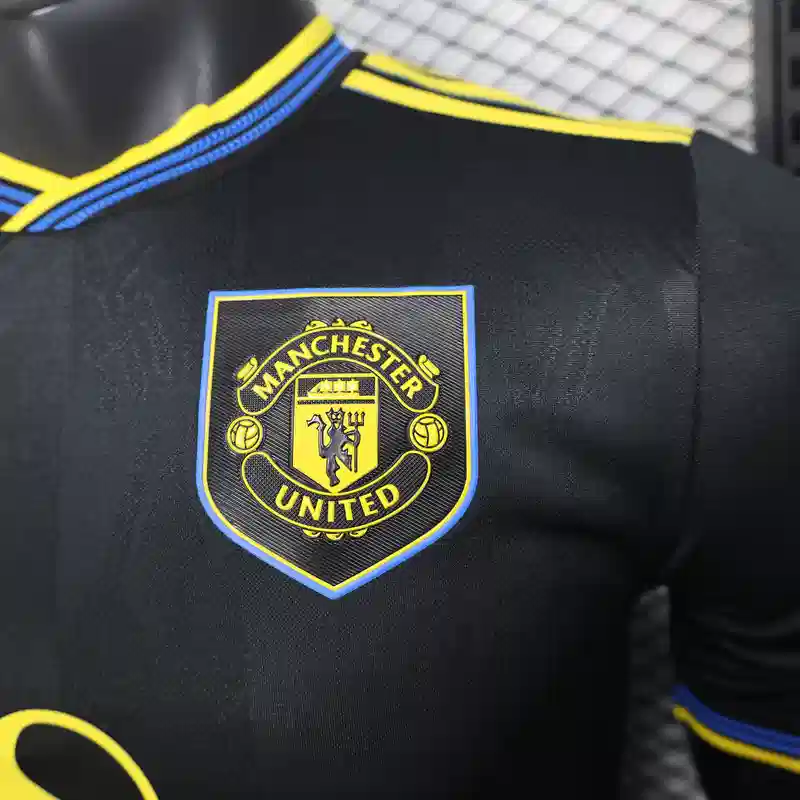 Buy Manchester United third 2025-26 player version jersey - Image 6