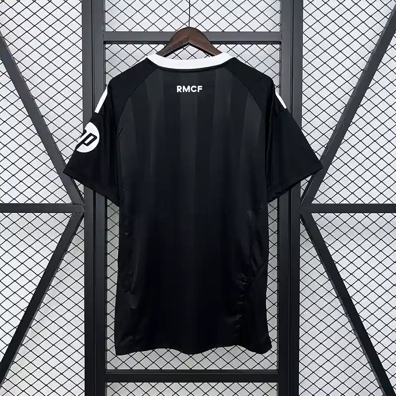 Real madrid black 25 26 kit 5