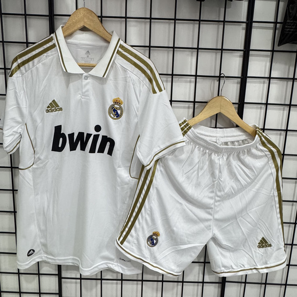 Real Madrid Home 2011-12 Retro Set