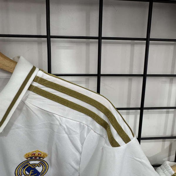 Real Madrid Home 2011-12 Retro Set - Image 4