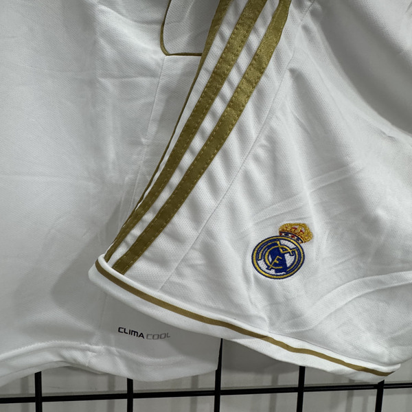 Real Madrid Home 2011-12 Retro Set - Image 3