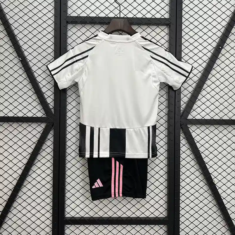 Juventus Home Kids 25-26 Jersey - Image 2