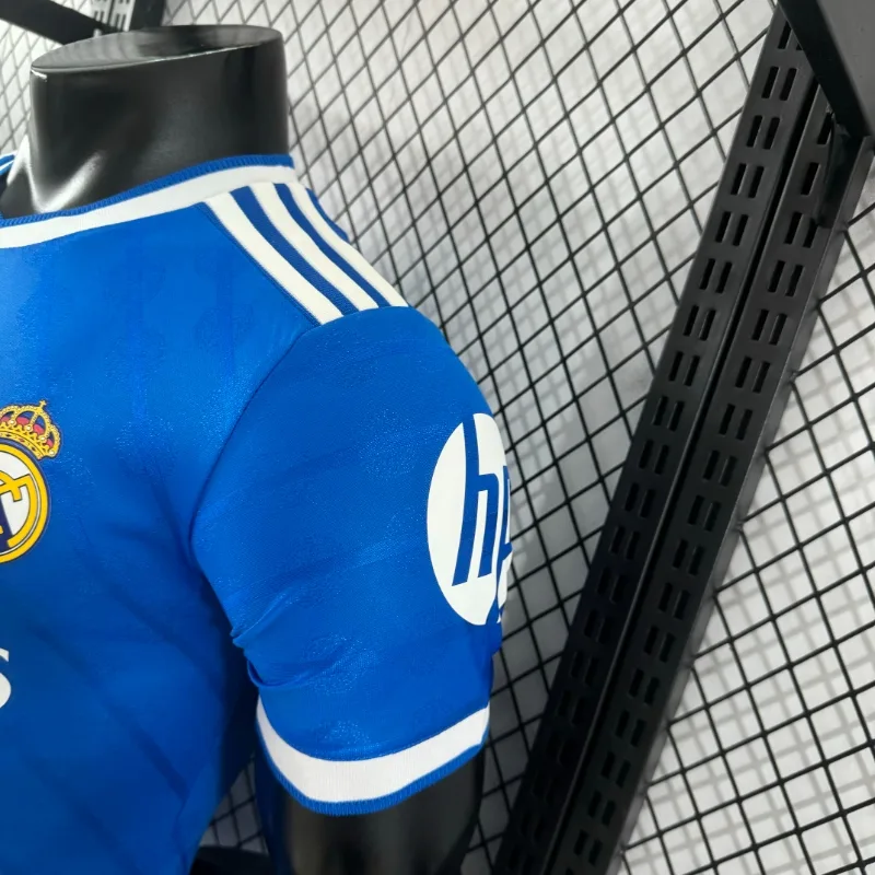 Buy Real Madrid Third 2025-26 Player version jersey - Image 4
