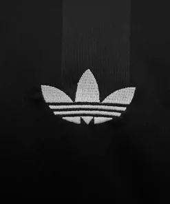 Real madrid Goalkeeper 2025 2026 jersey 1