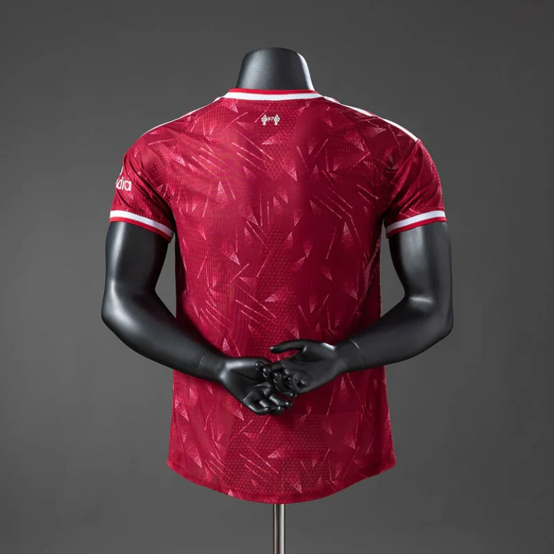Top 5 Premier League Jerseys to Buy in India for the New Season 7 Liverpool Home 26 27 player version jersey 1